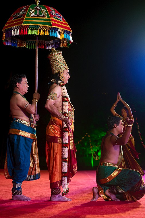 Madhavapeddi Murthy Group (Kuchipudi) (Mamallapuram Dance Festival 2012 - Kuchipudi i nie tylko)